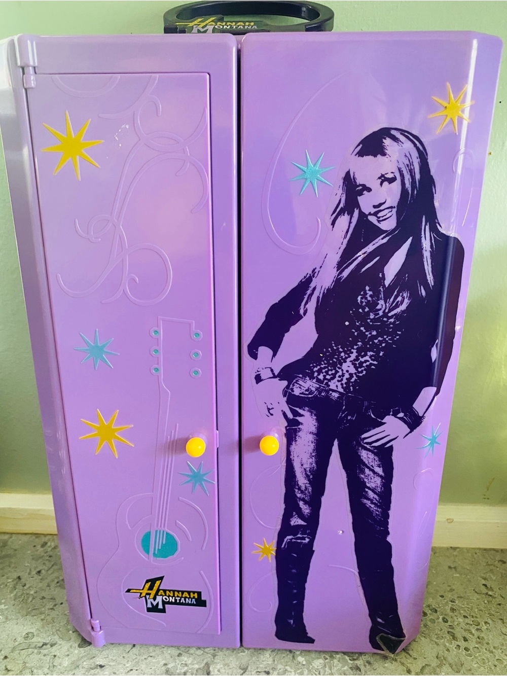 2007 Hannah Montana Secret Celebrity Backstage Closet by Jakks Pacific Y2K toy